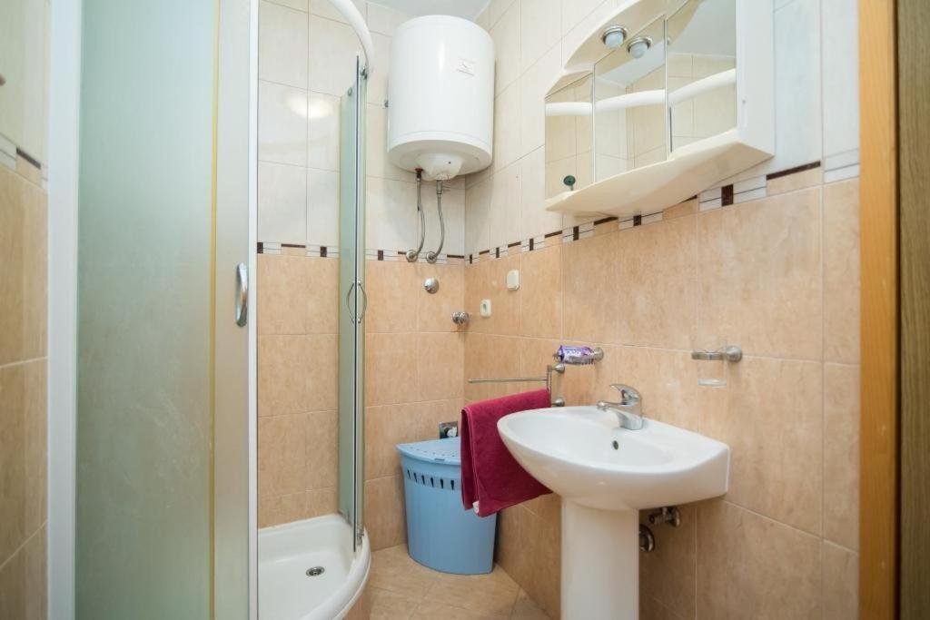Apartments Longo Супетар Екстериор снимка